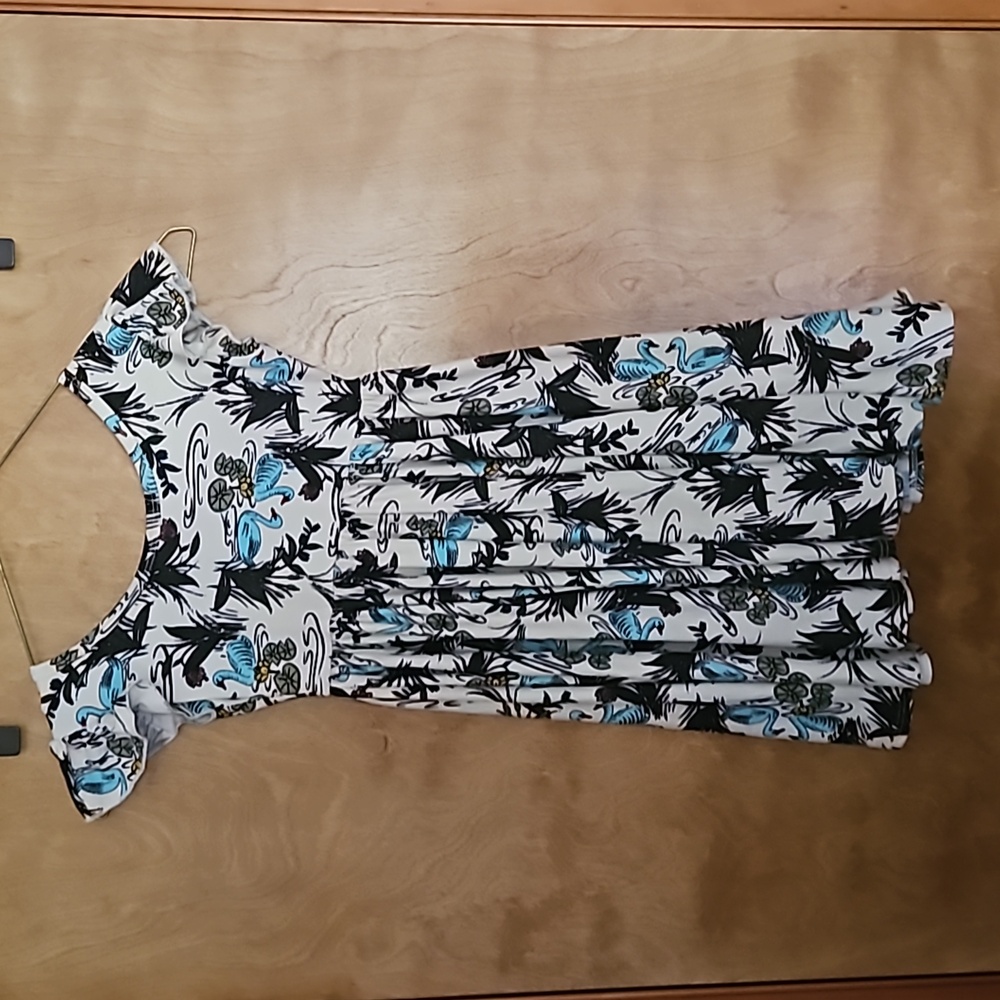 Dot Dot Smile Swan Dress